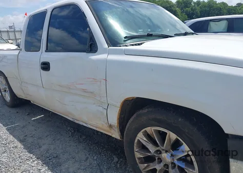 2005 Chevrolet Silverado 1500 Work Truck from USA, damaged, VIN 1GCEC19Z65Z228611